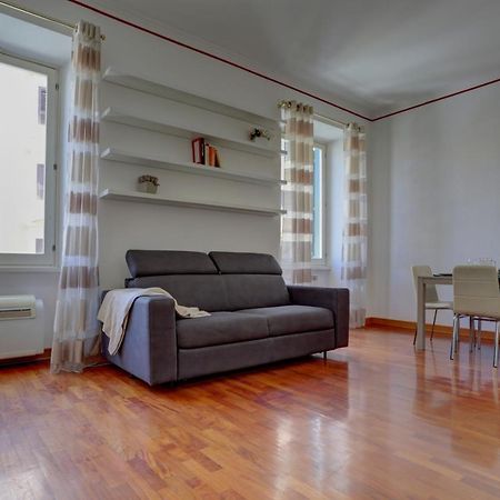 Colosseo Apt Mecenate 77 - Home And More Rome Bagian luar foto