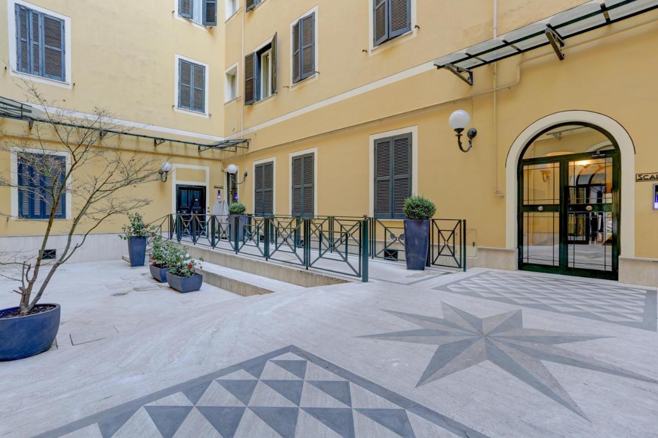 Colosseo Apt Mecenate 77 - Home And More Rome Bagian luar foto